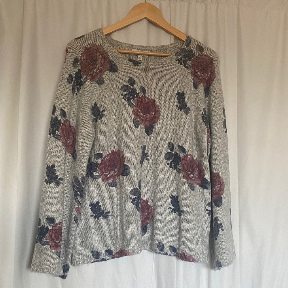 Lucky Brand Gray Floral Sweater